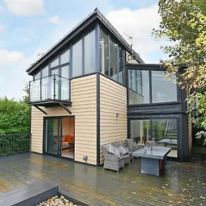 https://west-view-heeley.yorkshirehotels.net